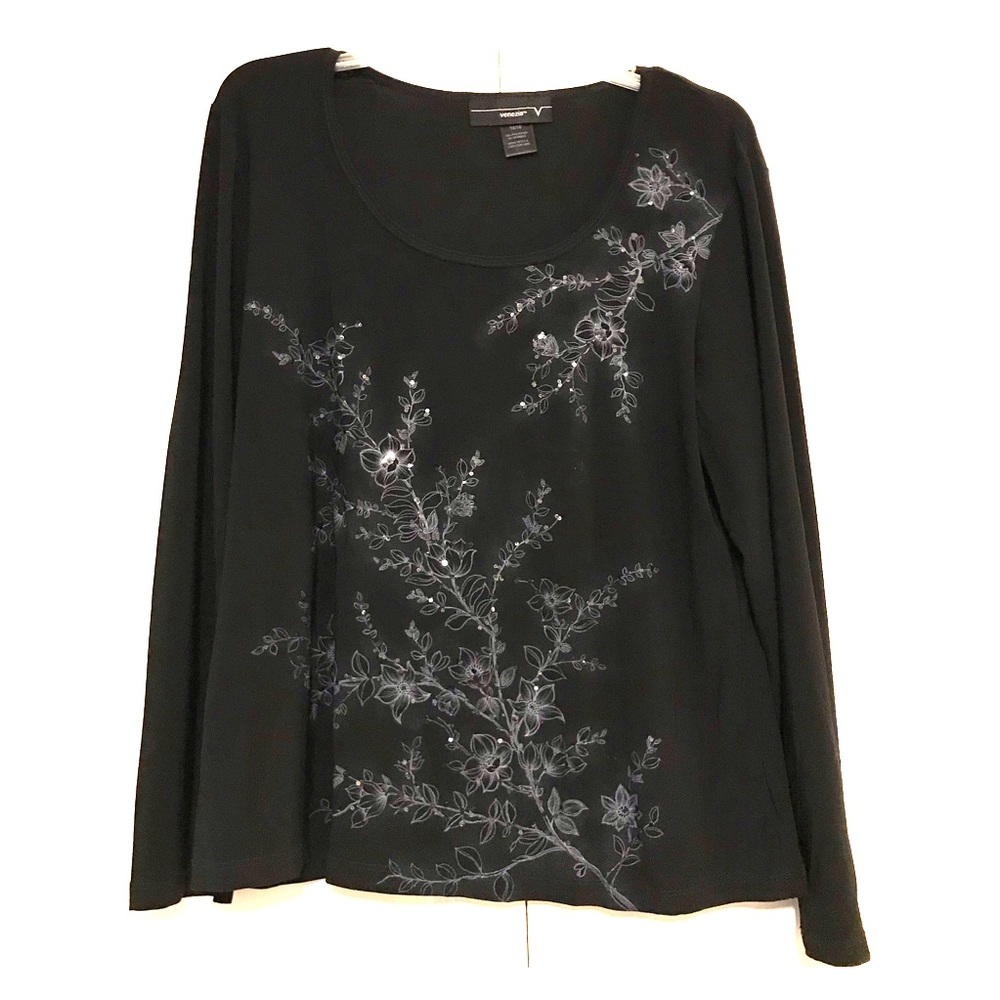 🌸 Venezia Black/Gray  Embellished Pattern Blouse
